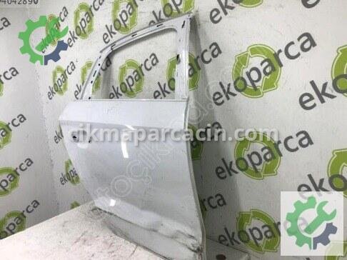 Audi A3 Sağ Arka Kapı 8V5833052 çıkma parça