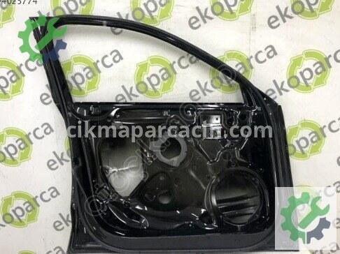 Audi A3 Sol Ön Kapı 8V5831051 çıkma parça
