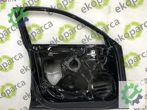 Audi A3 Sol Ön Kapı 8V5831051 çıkma parça