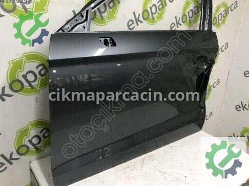 Audi A3 Sol Ön Kapı 8V5831051 çıkma parça