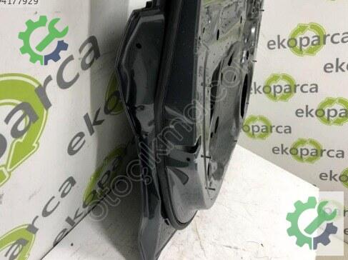 Audi A3 Sol Ön Kapı 8V5831051 çıkma parça