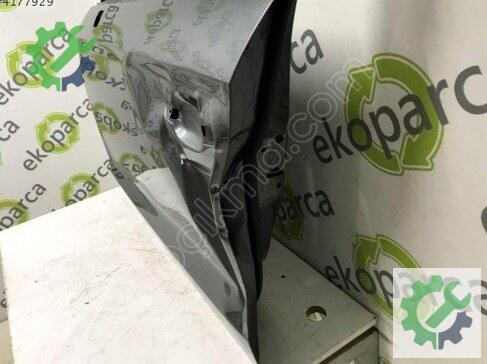 Audi A3 Sol Ön Kapı 8V5831051 çıkma parça