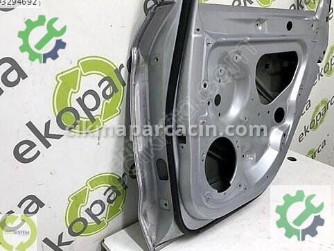 Audi A3 Sağ Arka Kapı 8V5833052 çıkma parça