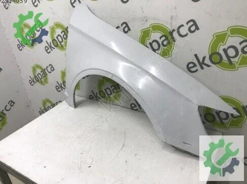 Audi A3 Sağ Çamurluk 8V5821106 çıkma parça