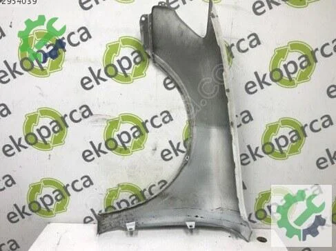 Audi A3 Sağ Çamurluk 8V5821106 çıkma parça
