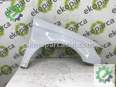 Audi A3 Sağ Ön Çamurluk 8V0821106 çıkma parça