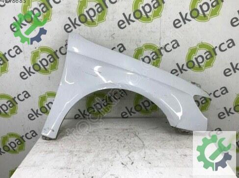 Audi A3 Sağ Ön Çamurluk 8V0821106 çıkma parça