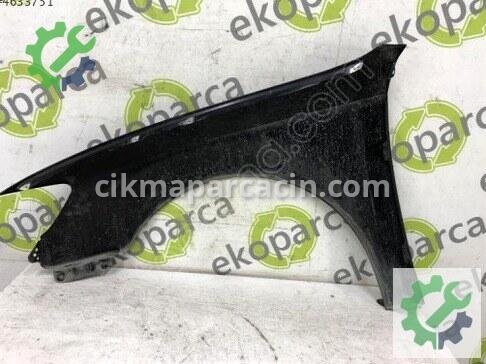 Audi A3 Sağ Ön Çamurluk 8V0821106 çıkma parça