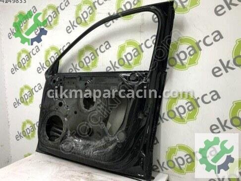 Audi A3 Sağ Ön Kapı 8V5831052 çıkma parça