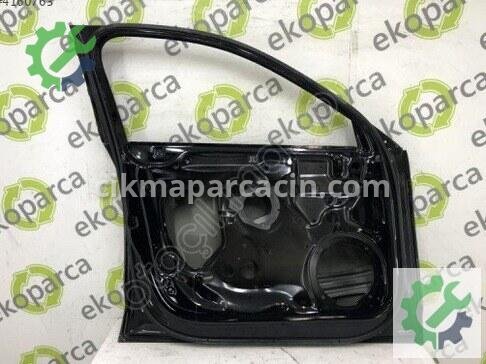 Audi A3 Sol Ön Kapı 8V5831051 çıkma parça
