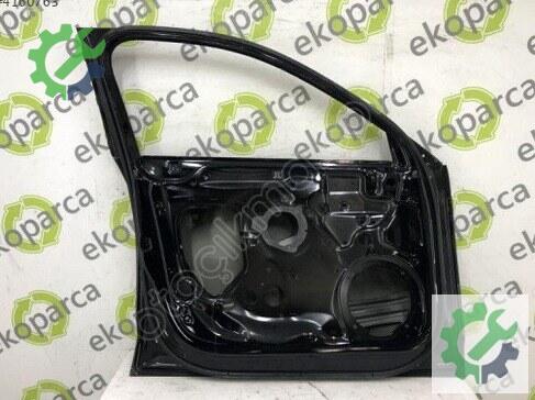 Audi A3 Sol Ön Kapı 8V5831051 çıkma parça