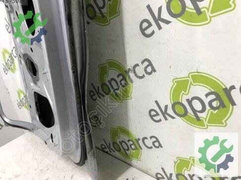 Audi A3 Sol Ön Kapı 8V5831051 çıkma parça