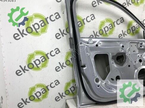 Audi A3 Sol Ön Kapı 8V5831051 çıkma parça