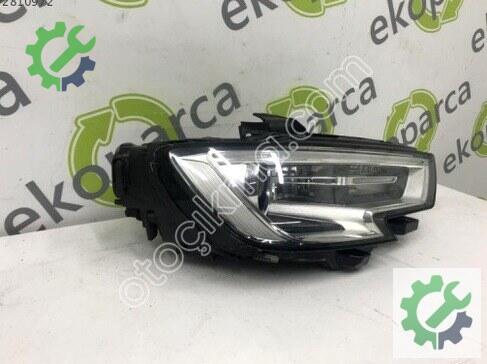 Audi A3 Sağ Ön Far 8V0941044E çıkma parça