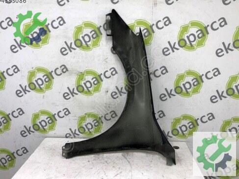 Audi A3 Sağ Ön Çamurluk 8Y0821106 çıkma parça