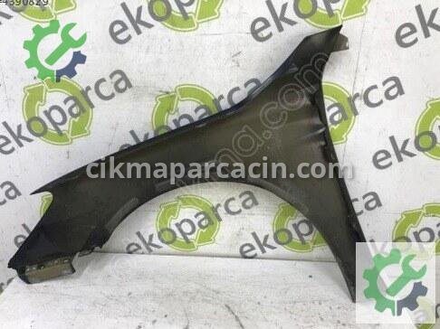 Audi A3 Sağ Ön Çamurluk 8Y0821106 çıkma parça