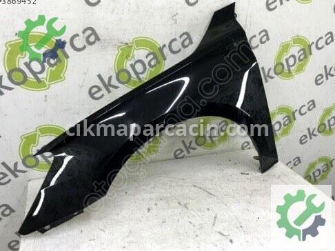 Audi A3 Sol Ön Çamurluk 8Y0821105 çıkma parça