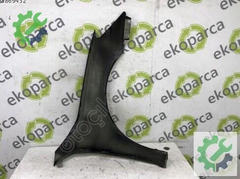 Audi A3 Sol Ön Çamurluk 8Y0821105 çıkma parça