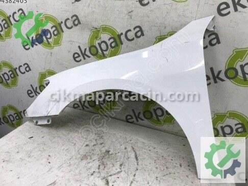 Audi A3 Sol Ön Çamurluk 8Y0821105 çıkma parça