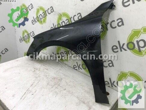 Audi A3 Sol Ön Çamurluk 8Y0821105 çıkma parça