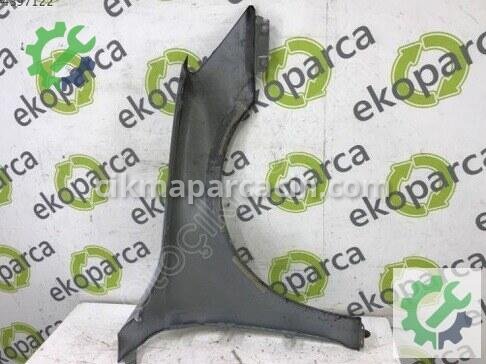Audi A3 Sol Ön Çamurluk 8Y0821105 çıkma parça