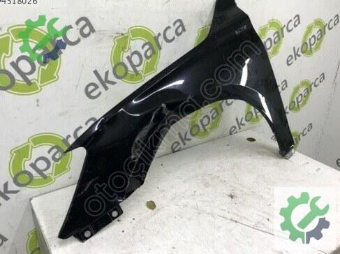 Audi A3 Sol Ön Çamurluk 8Y0821105 çıkma parça