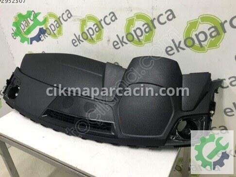 Audi A3 Torpido 8Y1857001 çıkma parça