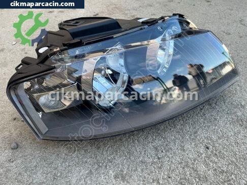 Audi A3 Sağ Ön Far çıkma parça