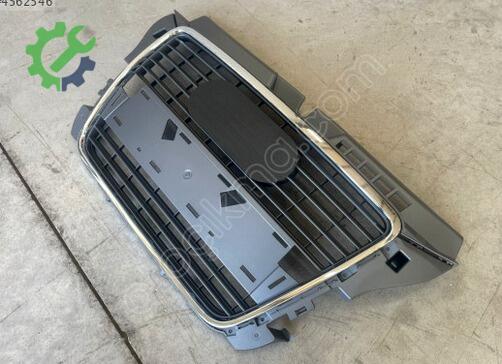 Audi A3 Ön Panjur 8P0853651M çıkma parça
