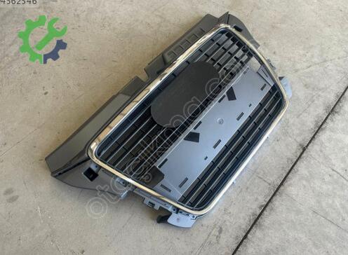 Audi A3 Ön Panjur 8P0853651M çıkma parça