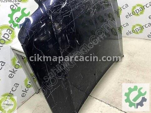 Audi A4 Kaput 8D0823029B çıkma parça