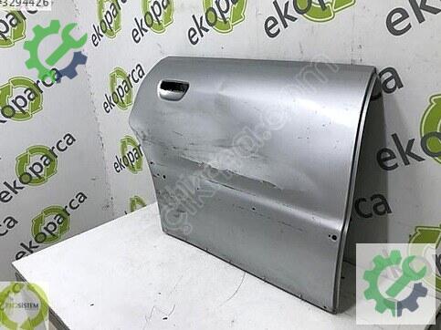 Audi A4 Sağ Arka Kapı 8D0833052 çıkma parça