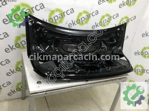 Audi A4 Bagaj Kapağı 8K5827023AE çıkma parça