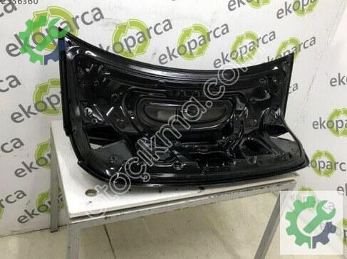 Audi A4 Bagaj Kapağı 8K5827023AE çıkma parça