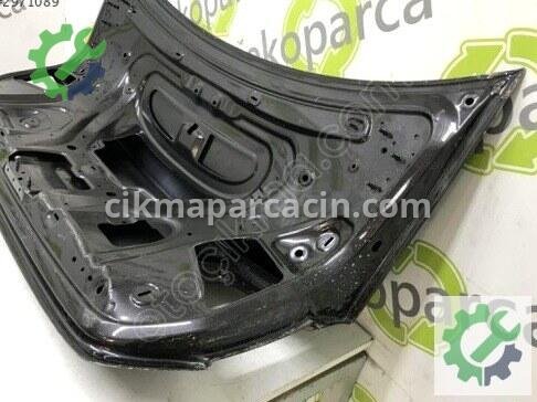 Audi A4 Bagaj Kapağı 8K5827023AE çıkma parça
