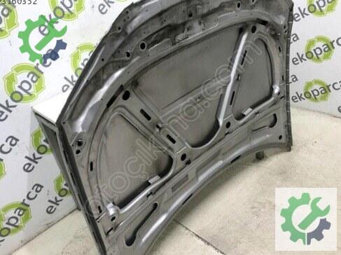 Audi A4 Kaput 8E0823029E çıkma parça