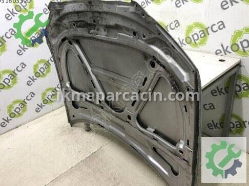 Audi A4 Kaput 8E0823029E çıkma parça