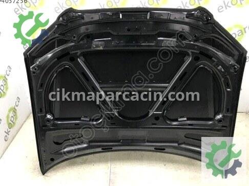 Audi A4 Kaput 8E0823029E çıkma parça