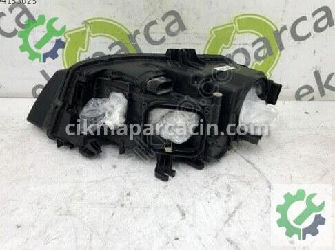 Audi A4 Sağ Ön Far 8K0941030G çıkma parça