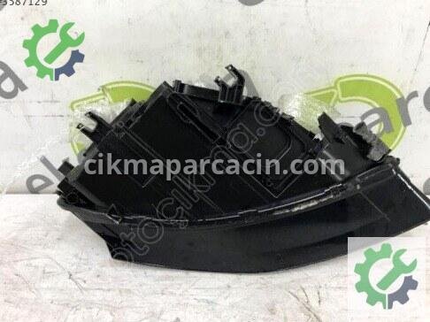 Audi A4 Sol Ön Far 8K0941029G çıkma parça