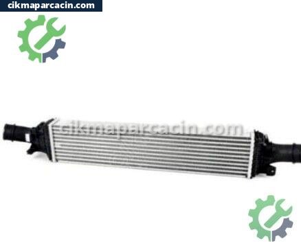 Audi A4 Intercooler Radyatörü çıkma parça