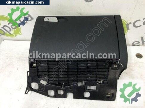 Audi A4 Torpido Kapağı çıkma parça