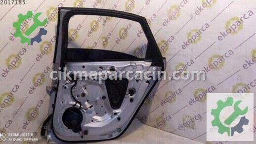 Audi A4 Sağ Arka Kapı 8K0833052 çıkma parça