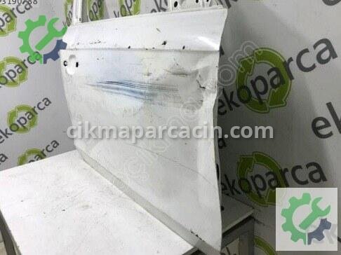 Audi A4 Sağ Ön Kapı 8K0831052 çıkma parça