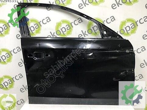 Audi A4 Sağ Ön Kapı 8K0831052 çıkma parça
