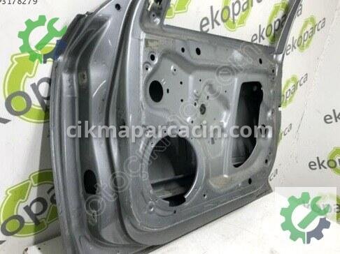 Audi A4 Sağ Ön Kapı 8K0831052 çıkma parça