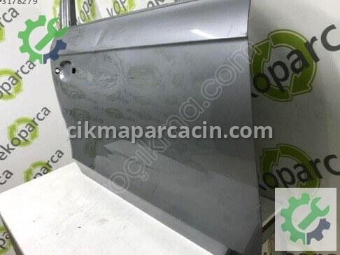 Audi A4 Sağ Ön Kapı 8K0831052 çıkma parça
