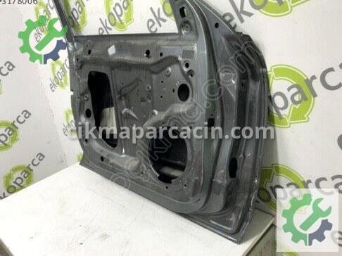 Audi A4 Sol Ön Kapı 8K0831051 çıkma parça