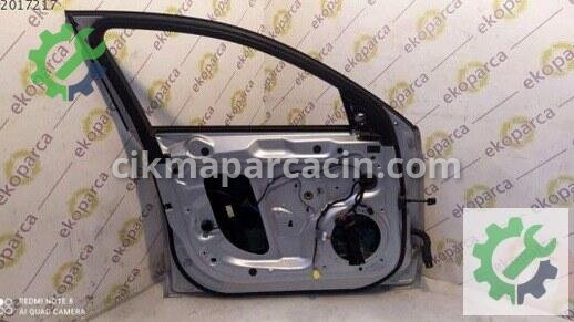 Audi A4 Sol Ön Kapı 8K0831051 çıkma parça