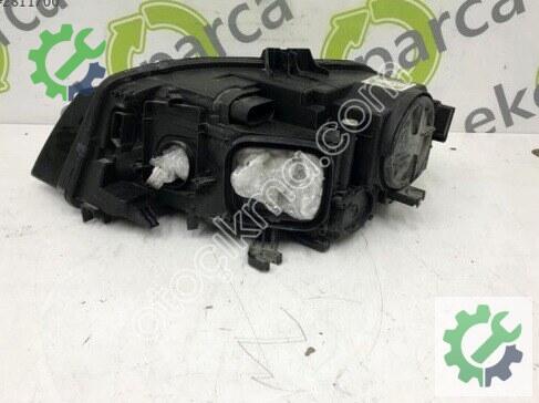 Audi A4 Sağ Ön Far 8K0941030AJ çıkma parça